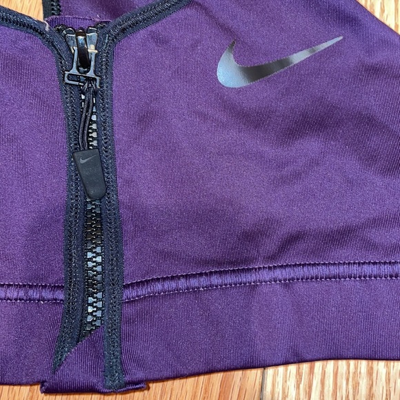 Purple Sports Bra 💖Bundle It💖 Nike Pro Dri-Fit - Picture 3 of 7